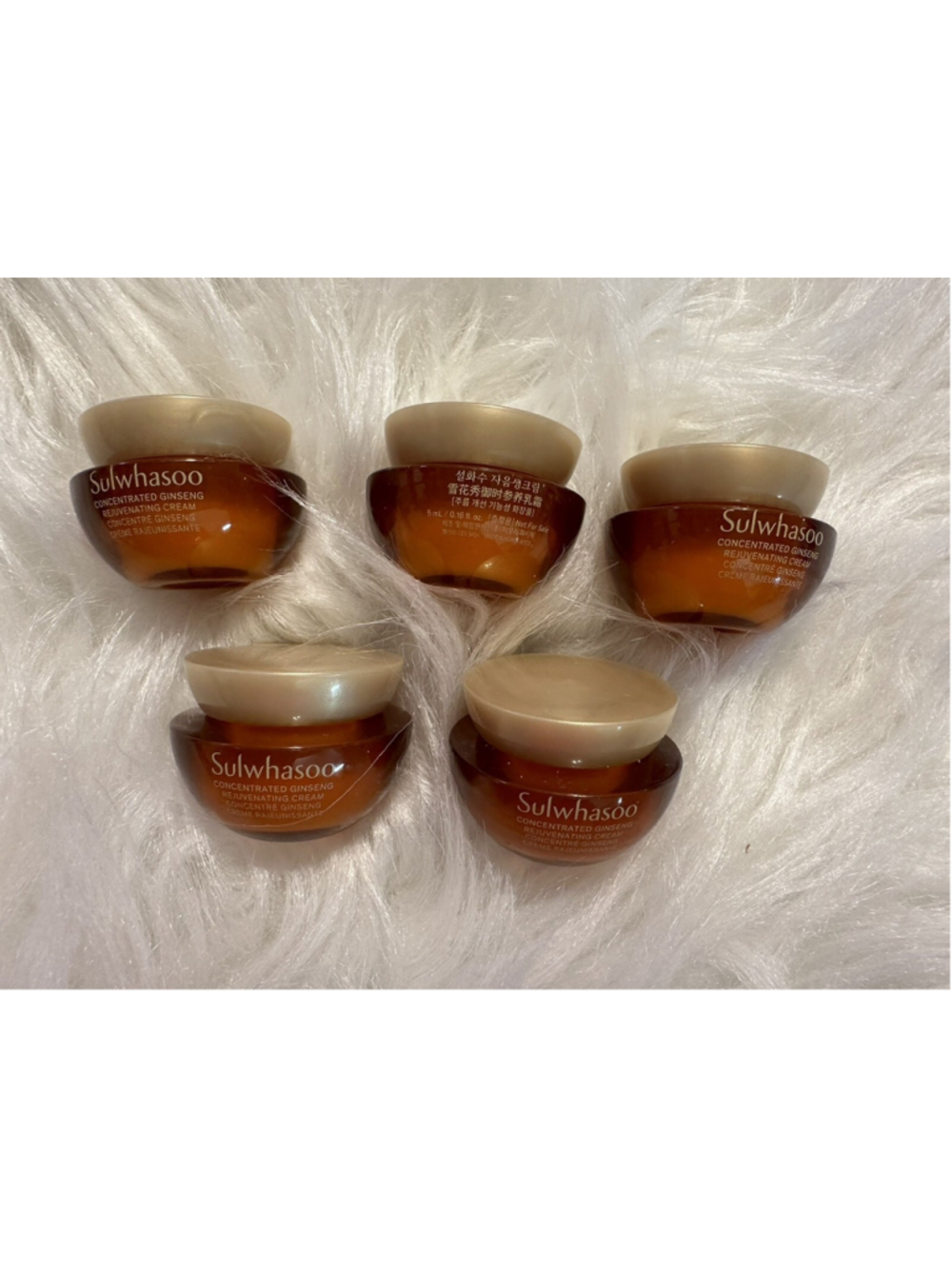 Sulwhasoo Concentrated Ginseng Rejuvenating Cream 5ml x 5 Pcs (25ml)